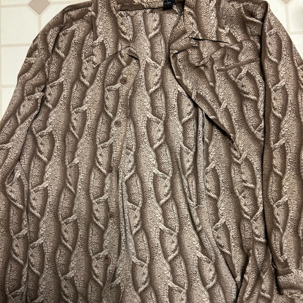 Pronti Large Fancy button down dress shirt used once